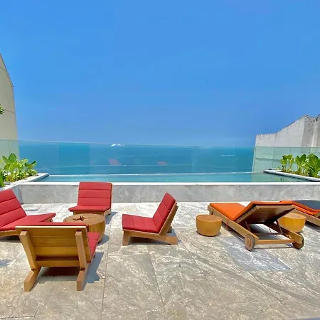 Modern And Fabulous Frente Mar Apartment